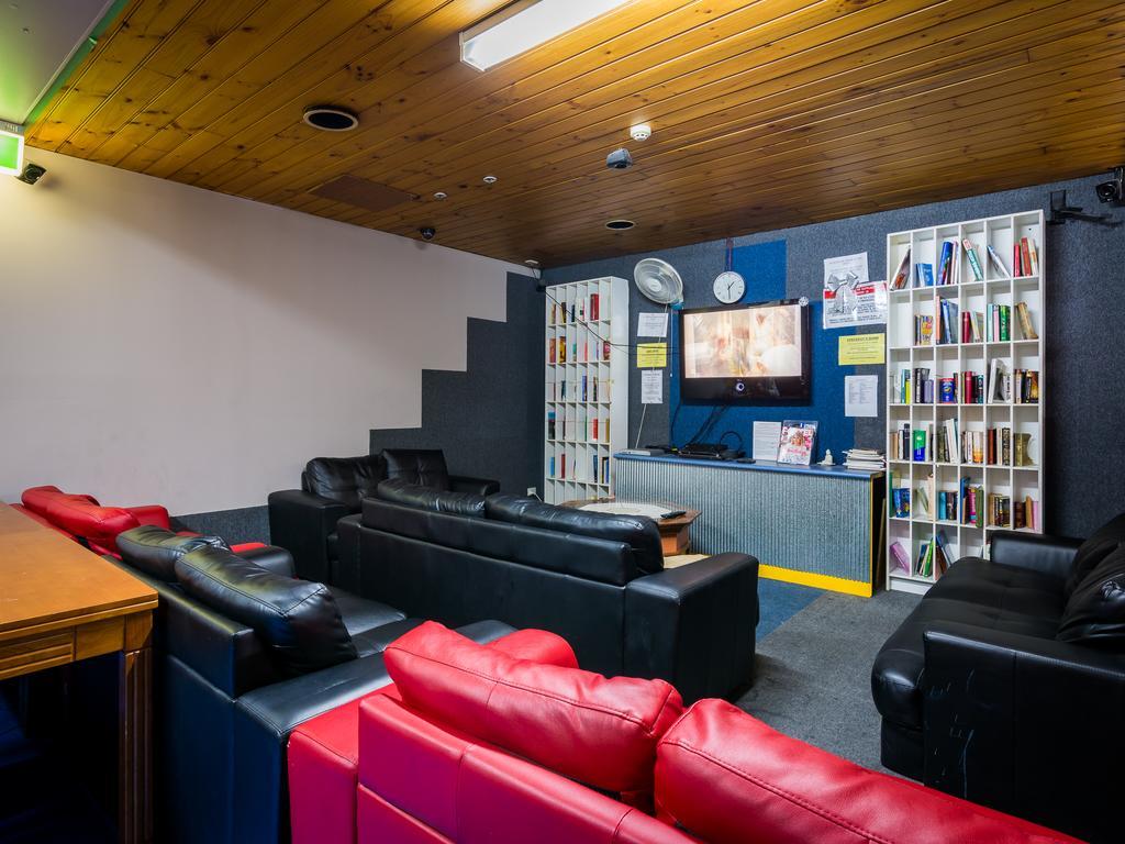 Blue Galah International Backpackers Hostel Adelaide Esterno foto