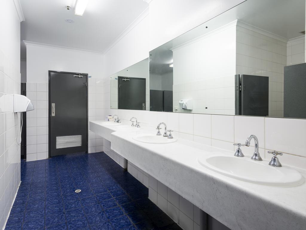 Blue Galah International Backpackers Hostel Adelaide Esterno foto