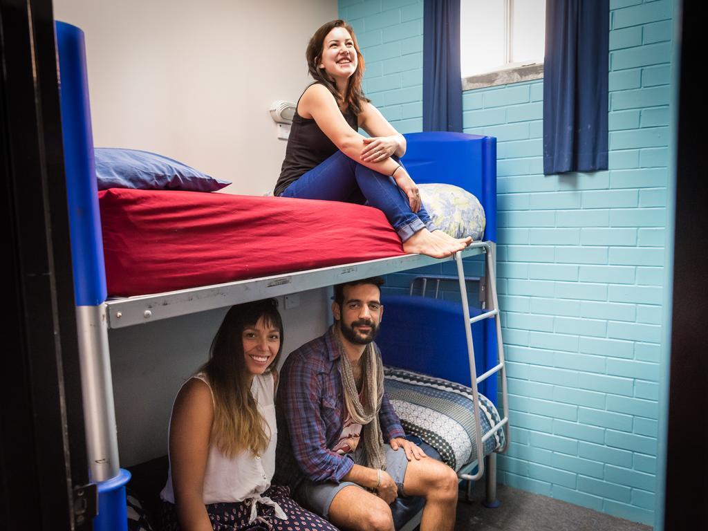 Blue Galah International Backpackers Hostel Adelaide Esterno foto