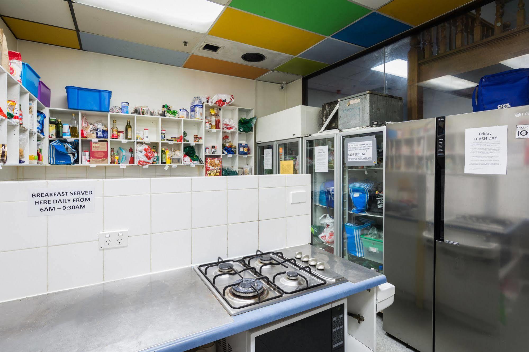 Blue Galah International Backpackers Hostel Adelaide Esterno foto