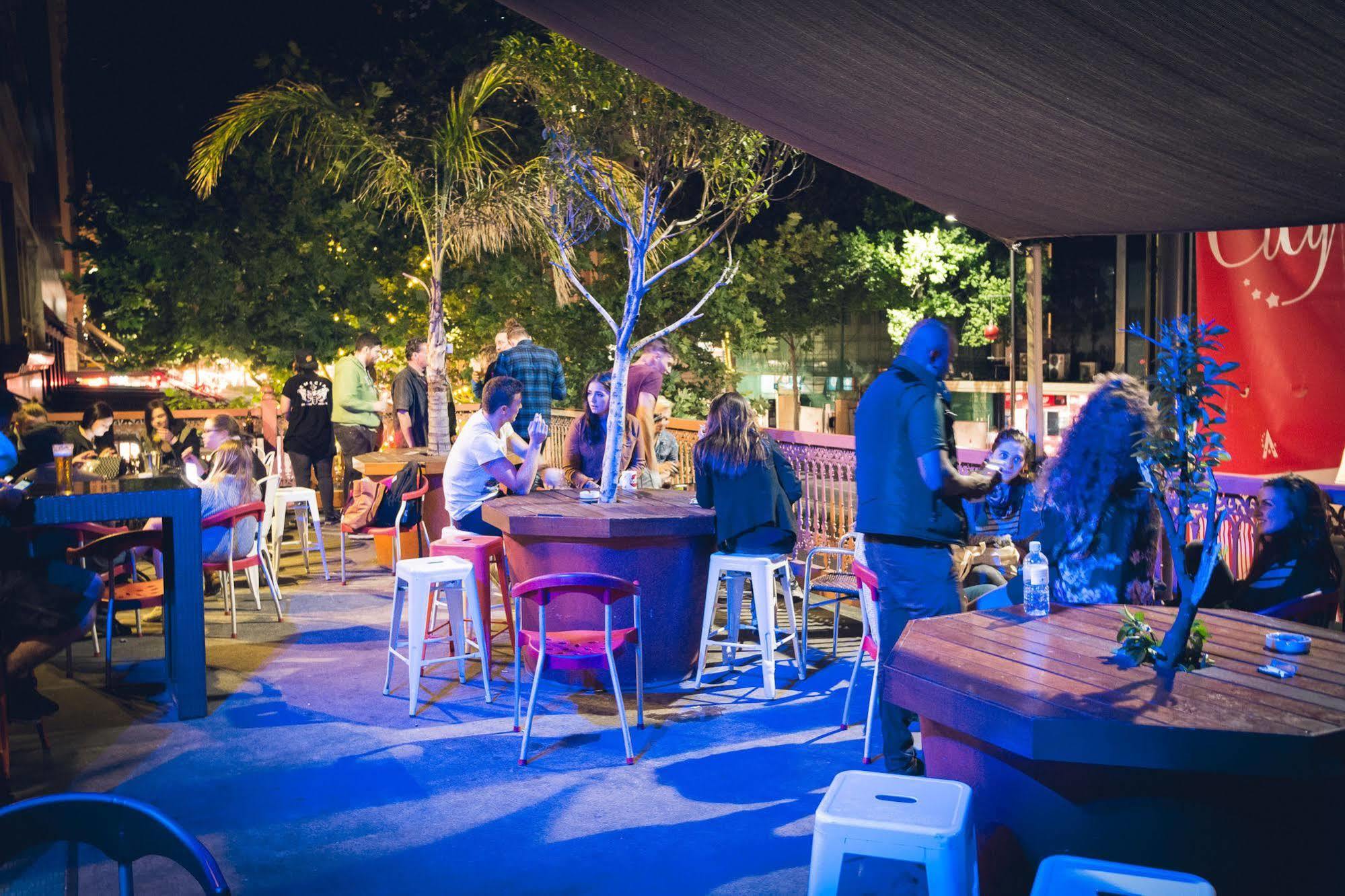 Blue Galah International Backpackers Hostel Adelaide Esterno foto